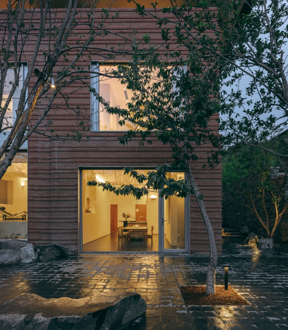 House J by Atelier About Architecture