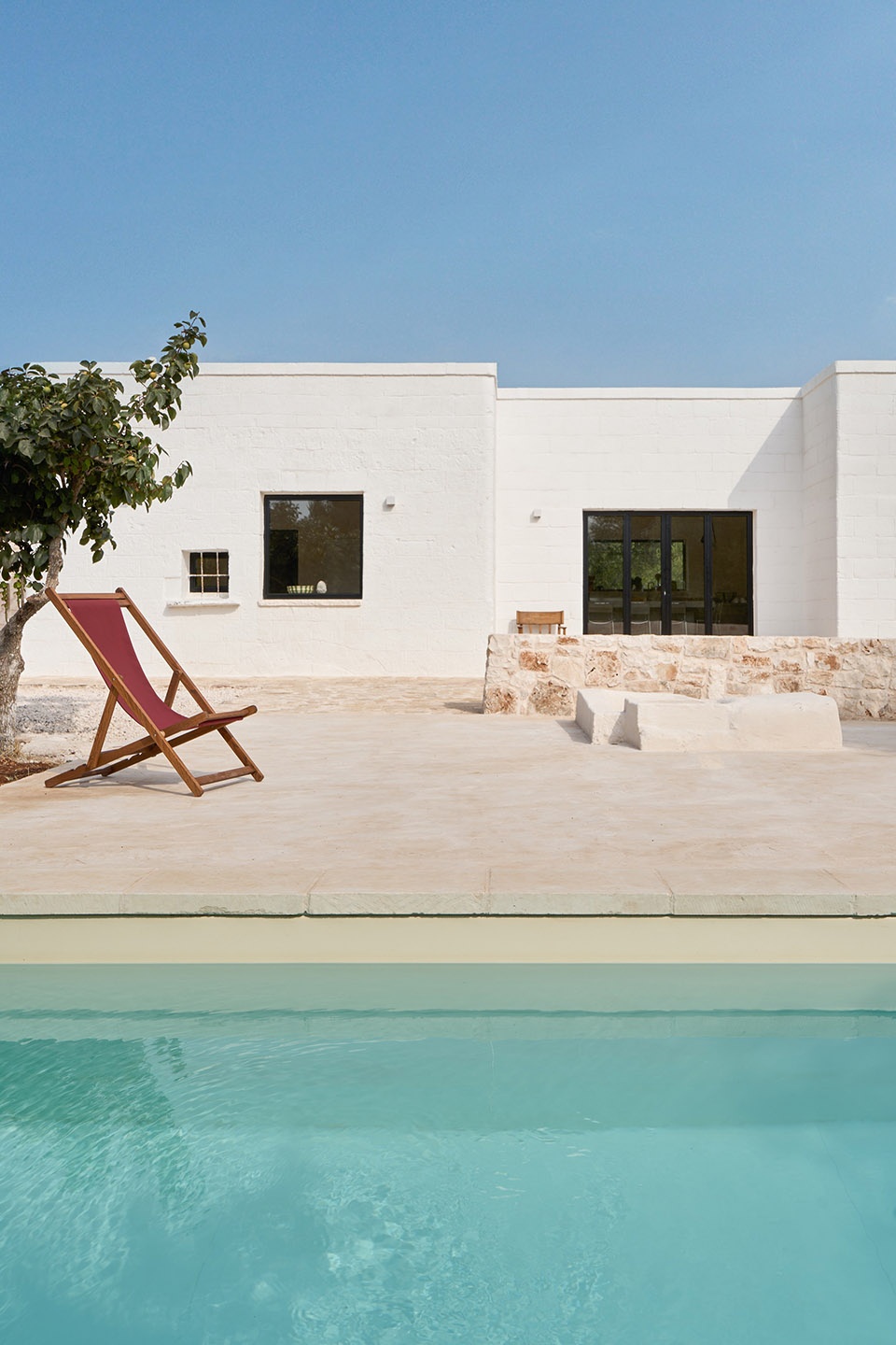 trullo mita by studio8 architects