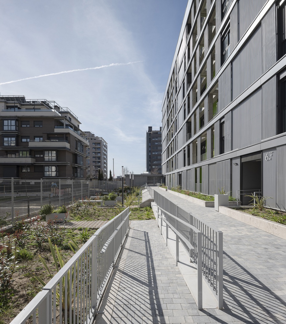 116 public housing units in madrid by unia arquitectos