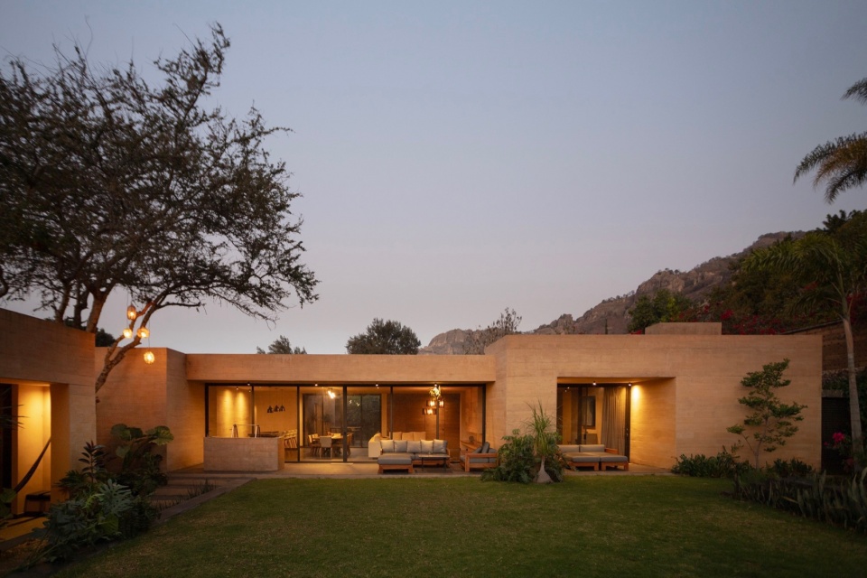 LL HOUSE by RA