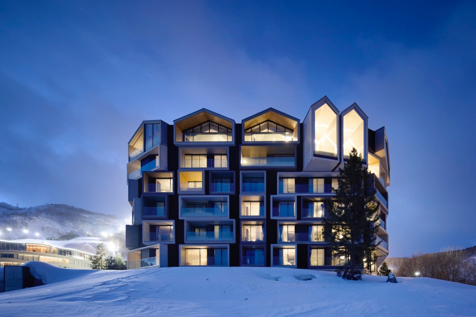 MUWA NISEKO by Nikken Sekkei Ltd