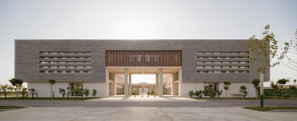 Tiemenguan Huashan High School by Jiangsu Provincial Zhongrui East China Institute of Architectural Design and Research Co Ltd Qurui Shan...