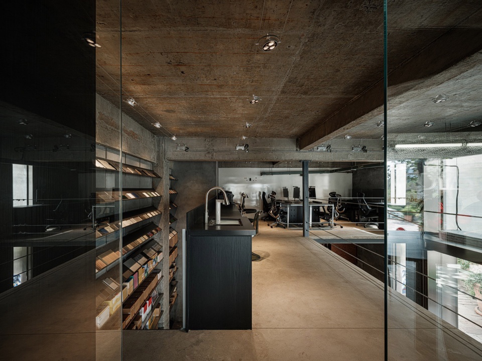 YARDYARDYARD Store by CreativeStudioY