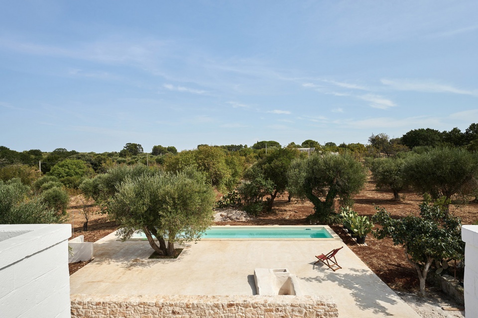 trullo mita by studio8 architects