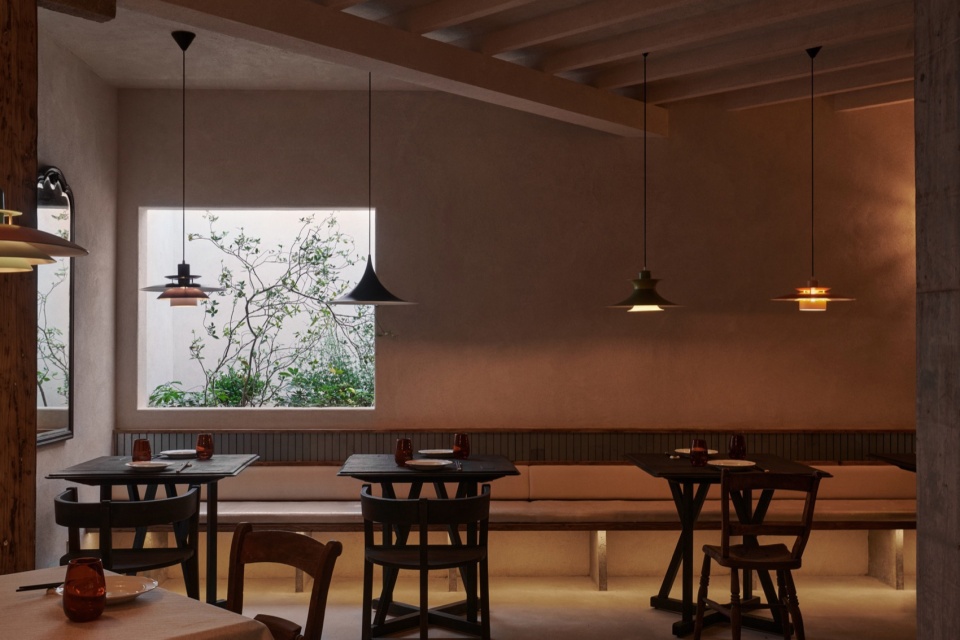 ANG HOA in Hangzhou Center by DEVOLUTION
