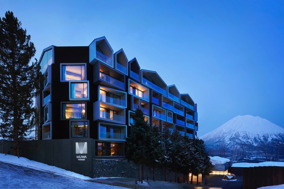 MUWA NISEKO by Nikken Sekkei Ltd