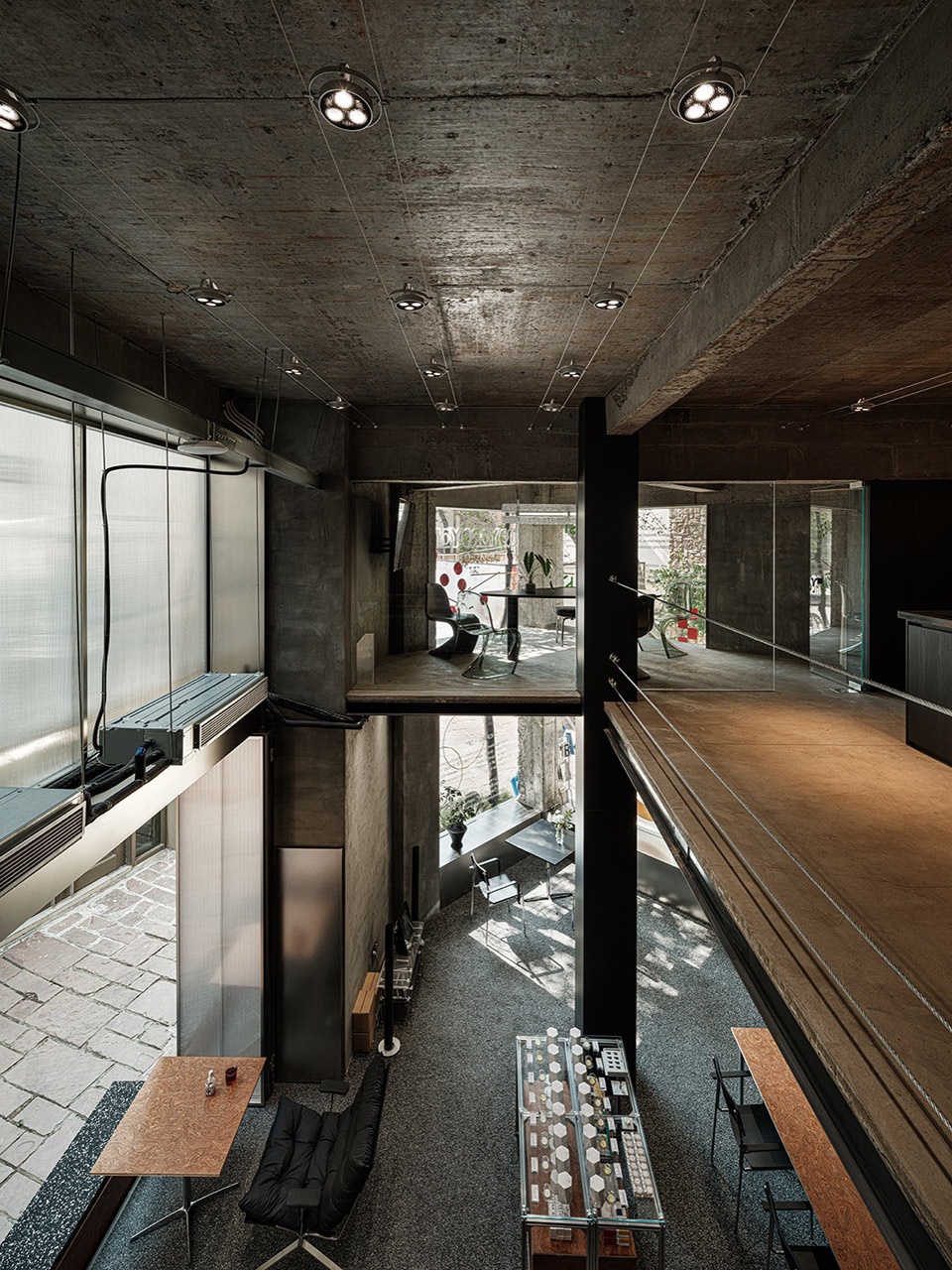 YARDYARDYARD Store by CreativeStudioY