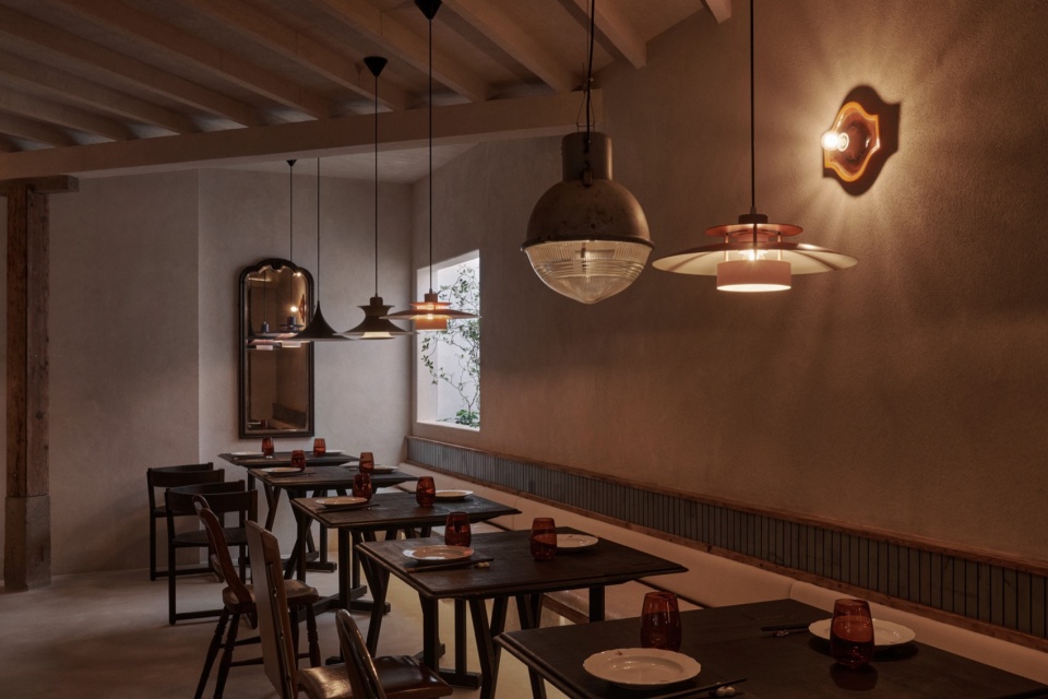 ANG HOA in Hangzhou Center by DEVOLUTION
