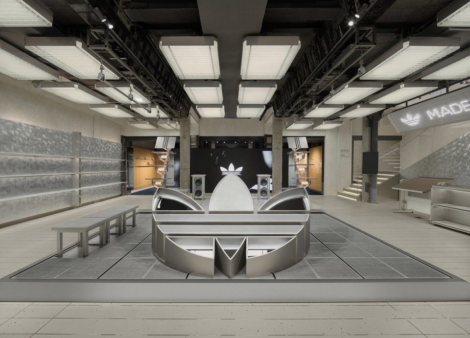 adidas originals flagship store by tomo