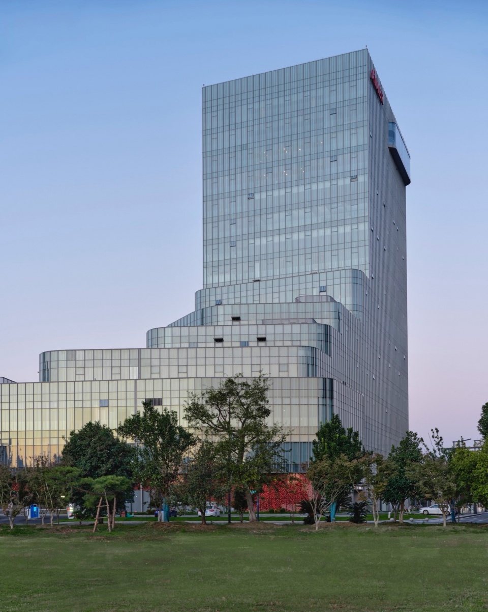 Aimer Suzhou Headquarters by Crossboundaries