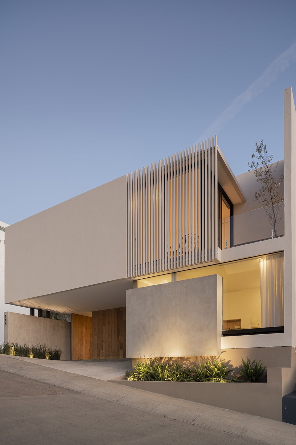 Arrayan House by Eric Guzman Arquitectos