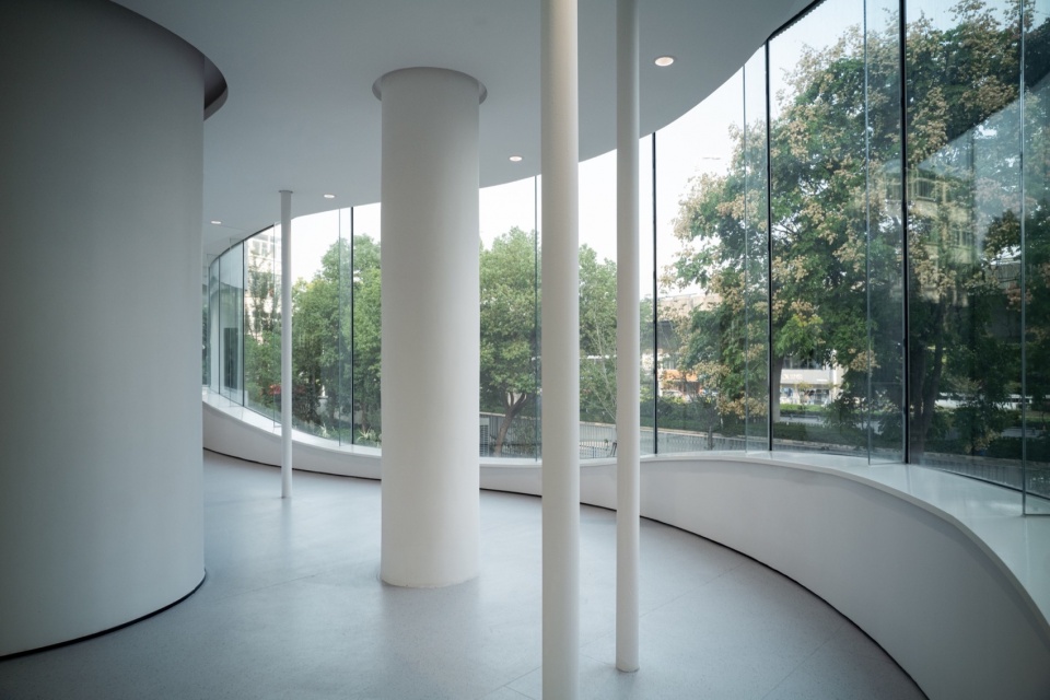 Learning Center at the Central Campus of University of Science and Technology of China by Heimat Architects