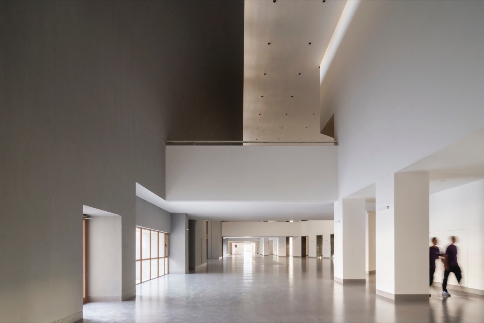 Tiemenguan Huashan High School by Jiangsu Provincial Zhongrui East China Institute of Architectural Design and Research Co Ltd Qurui Shan...