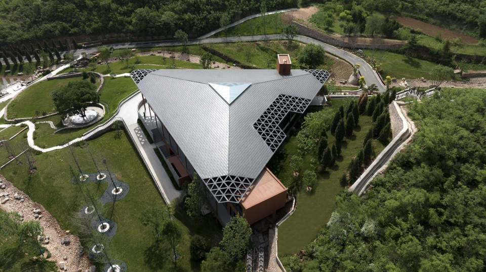 Shijiazhuang Ander Memorial Park Cloud Mirror by Archermit
