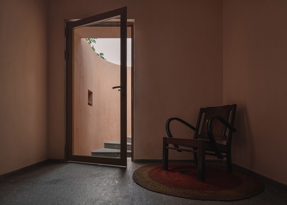 mana workspace by studio iksoi