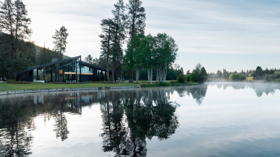 Black Butte Ranch Lodge by Hacker