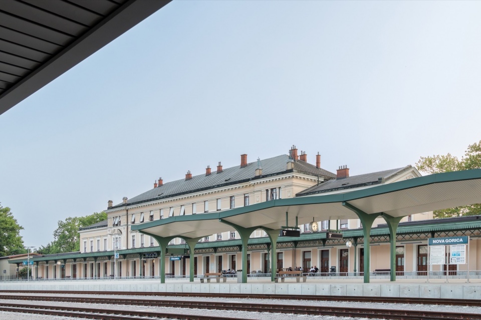 Nova Gorica Railway Station and Vrtaca Underpass SADAR VUGA