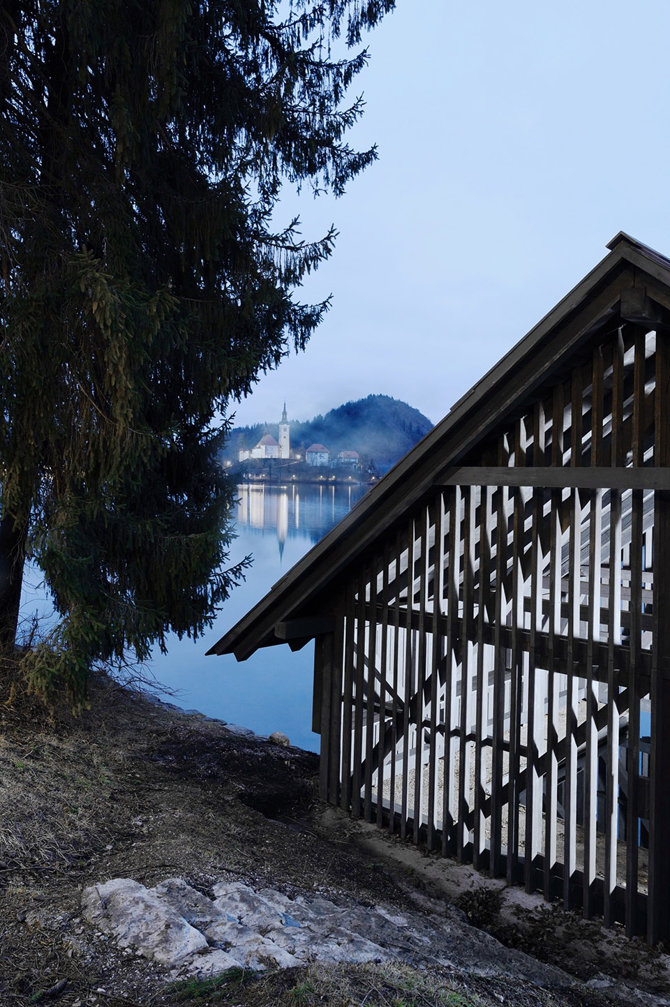 boathouse at lake bled by ofis architects