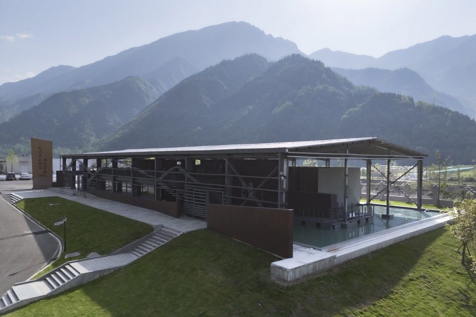 memorial exhibition hall by atelier haode