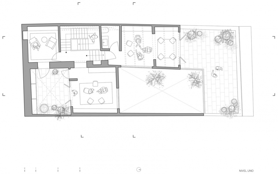 Casa de Ruben by Intersticial Arquitectura