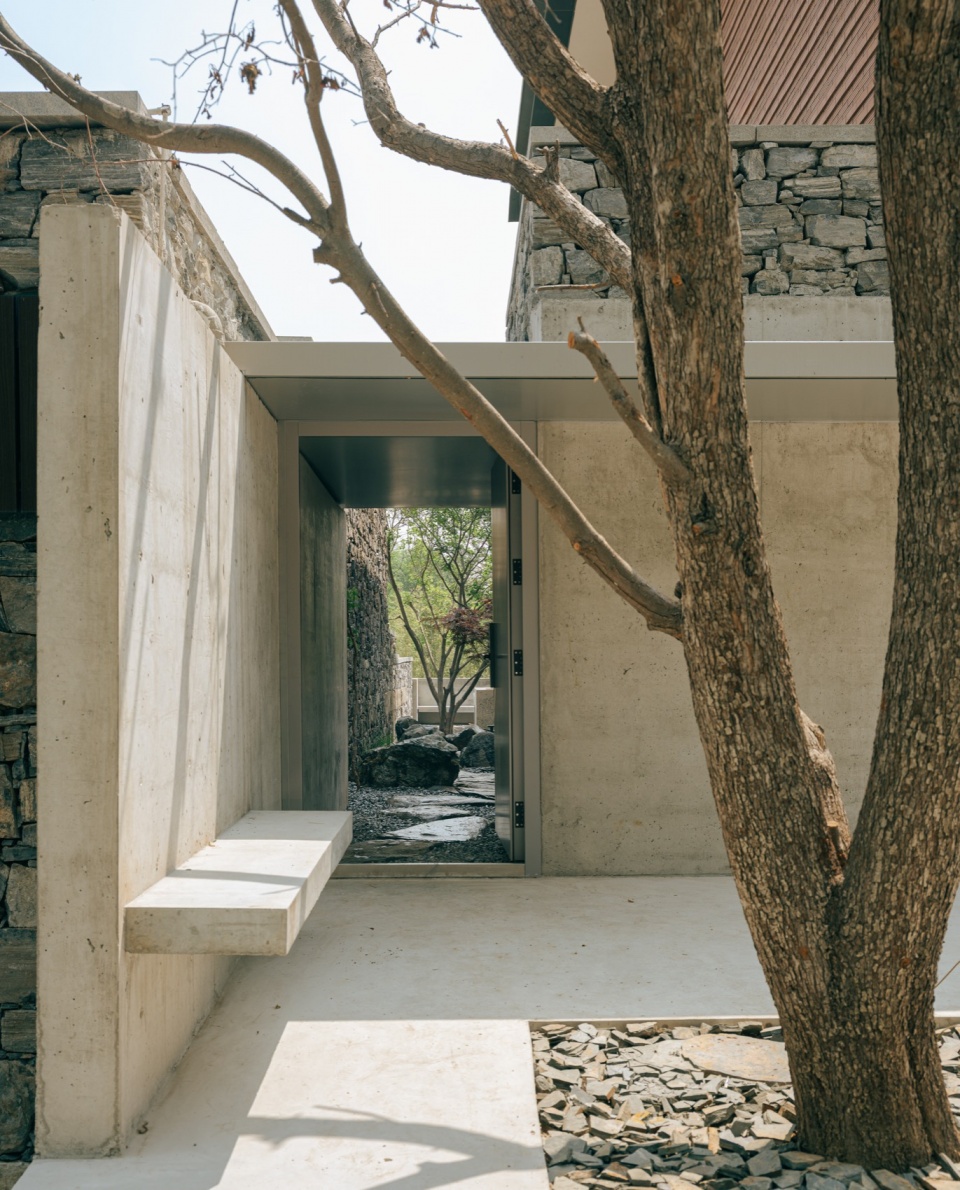 House J by Atelier About Architecture