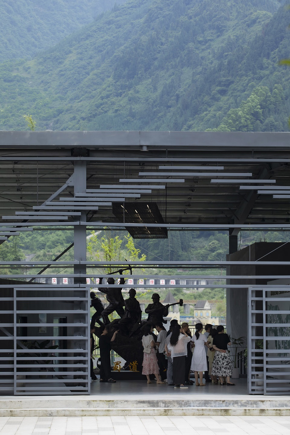 memorial exhibition hall by atelier haode