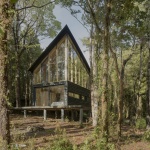 Calfuco Refuge by Tomas de Iruarrizaga