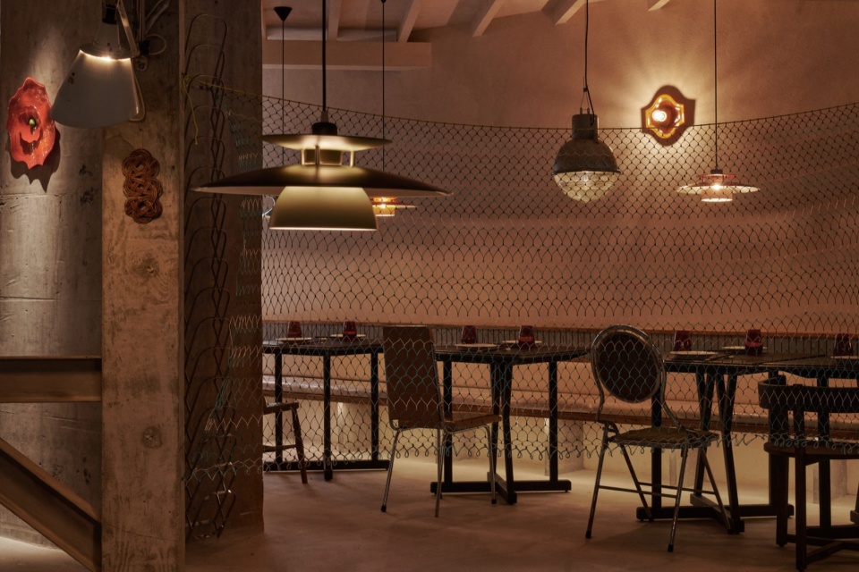 ANG HOA in Hangzhou Center by DEVOLUTION