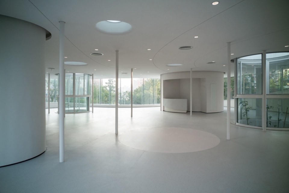 Learning Center at the Central Campus of University of Science and Technology of China by Heimat Architects