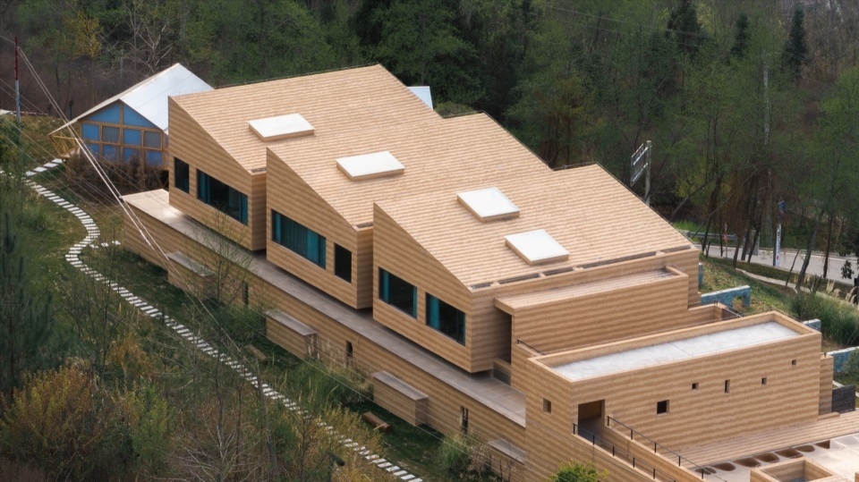 Pingwu Sichuan Plum villa by Archermit 960x539