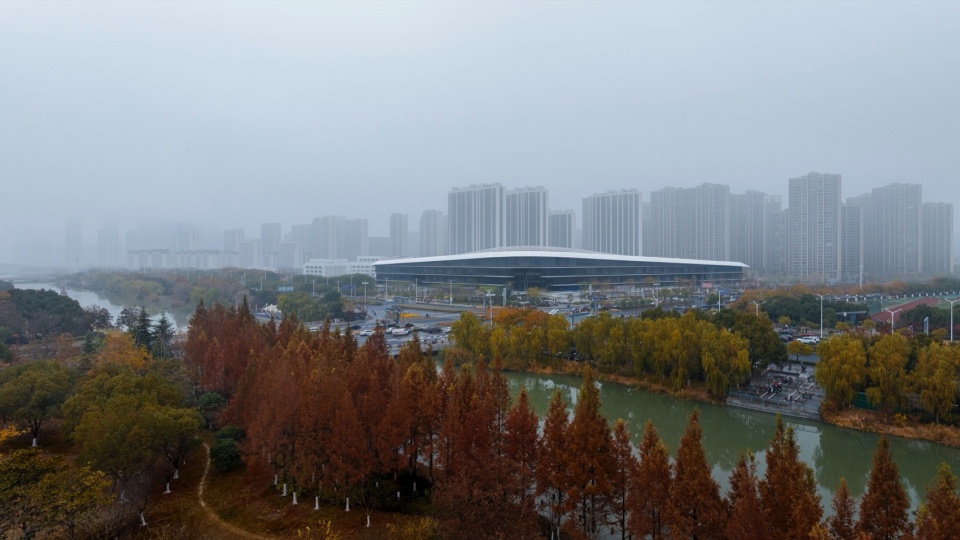 Suzhou Wujiang Songling Avenue Bus Terminal
