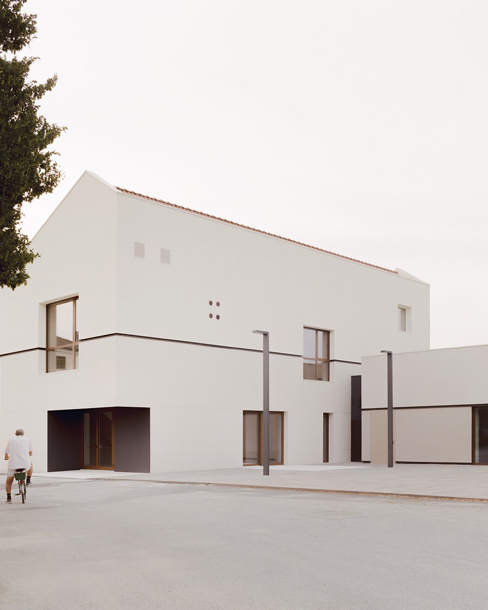 civic center by archiplanstudio