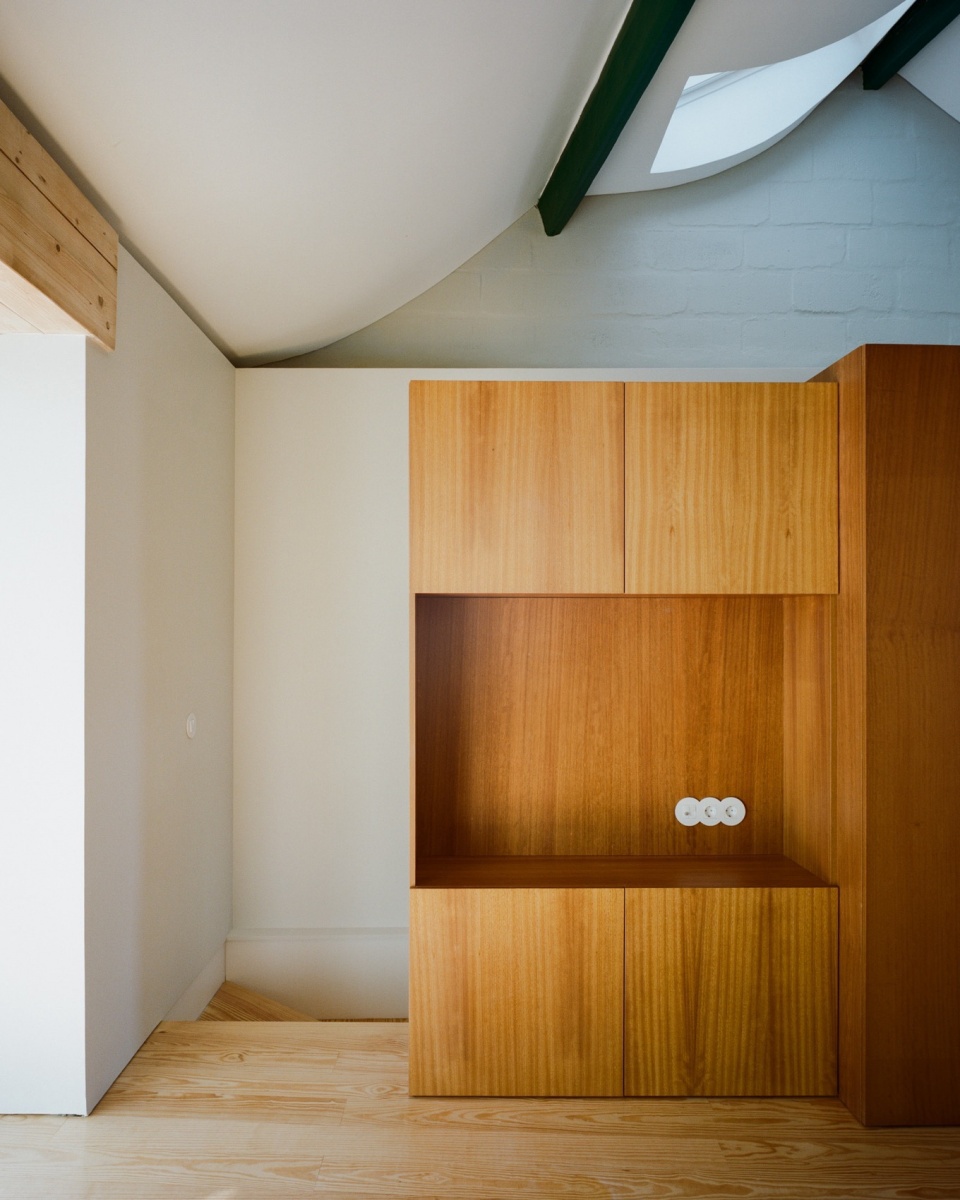 HOUSE IN VALONGO Atelier Local