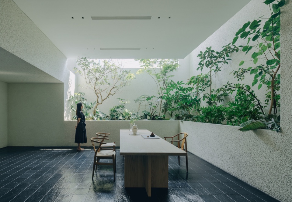 House J by Atelier About Architecture