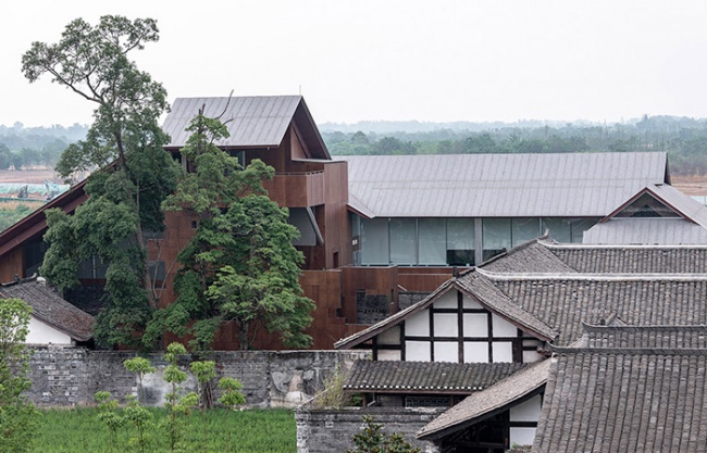  The Anren Tourist Center by Atelier Li Xinggang