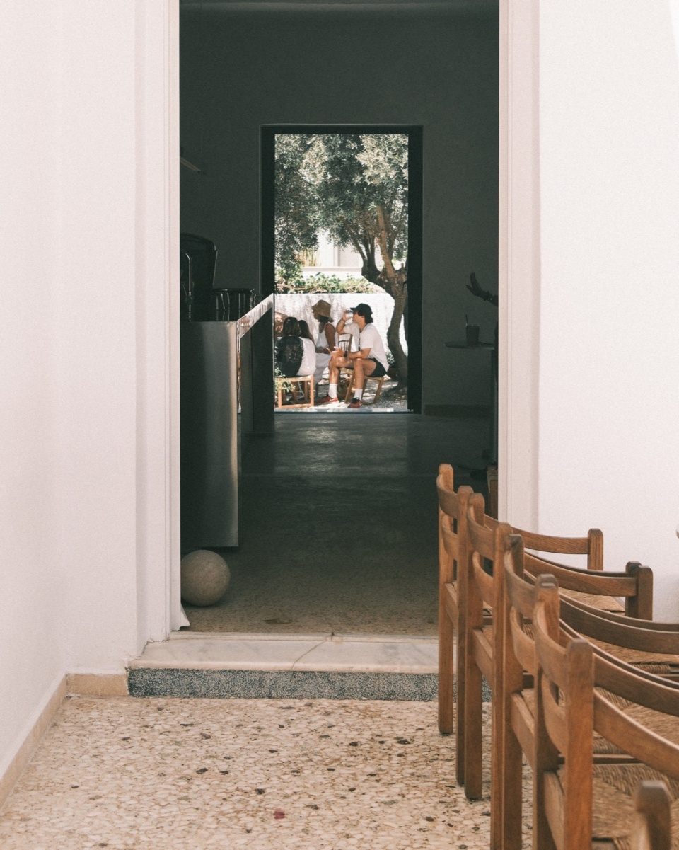 1OAM apotheke by Studio Andrew Trotter Eva Papadaki