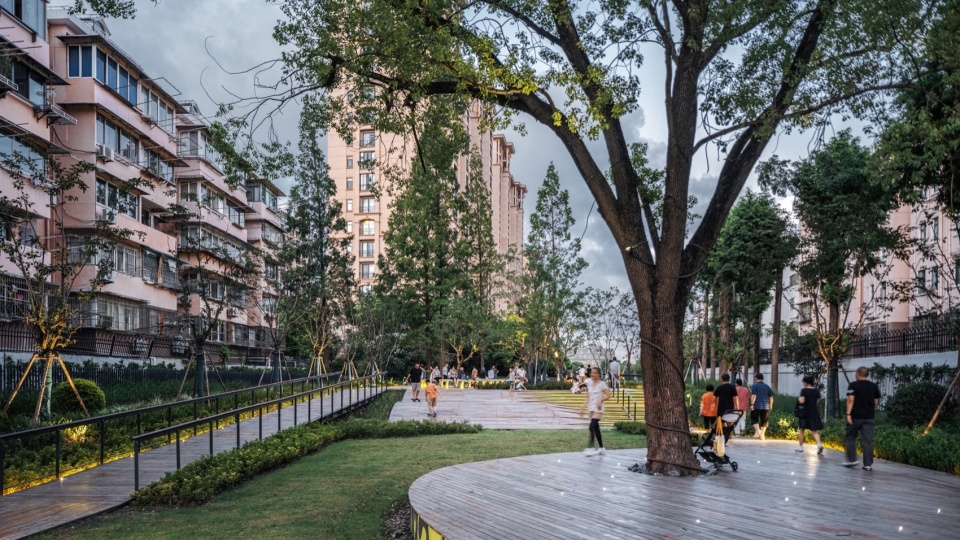the DECK Shanghai by VIASCAPE design