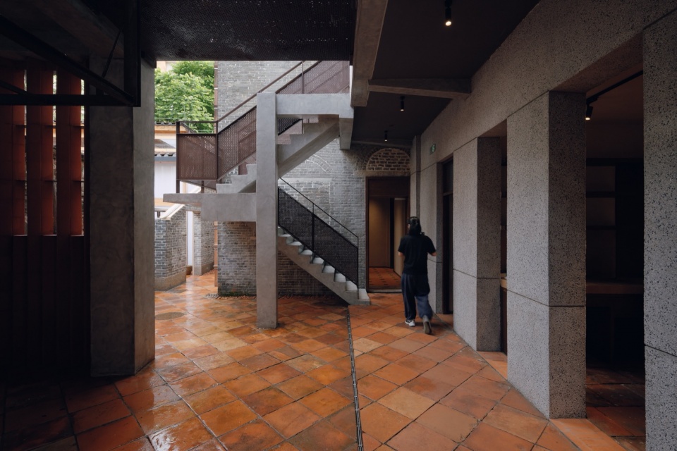 Foshan Guanyao Cultural and Art Center
