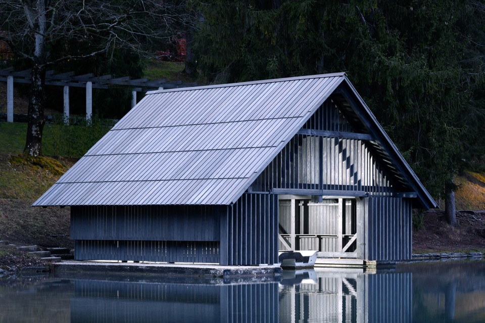 boathouse at lake bled by ofis architects