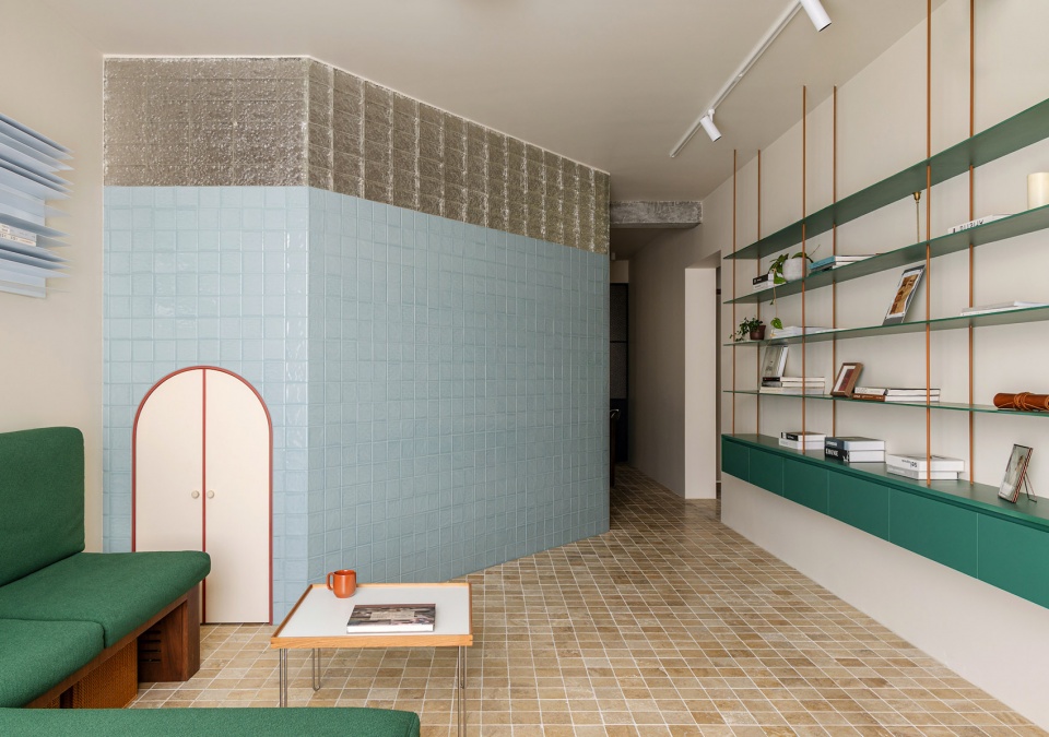 multi generational living in a narrow layout by 7 design