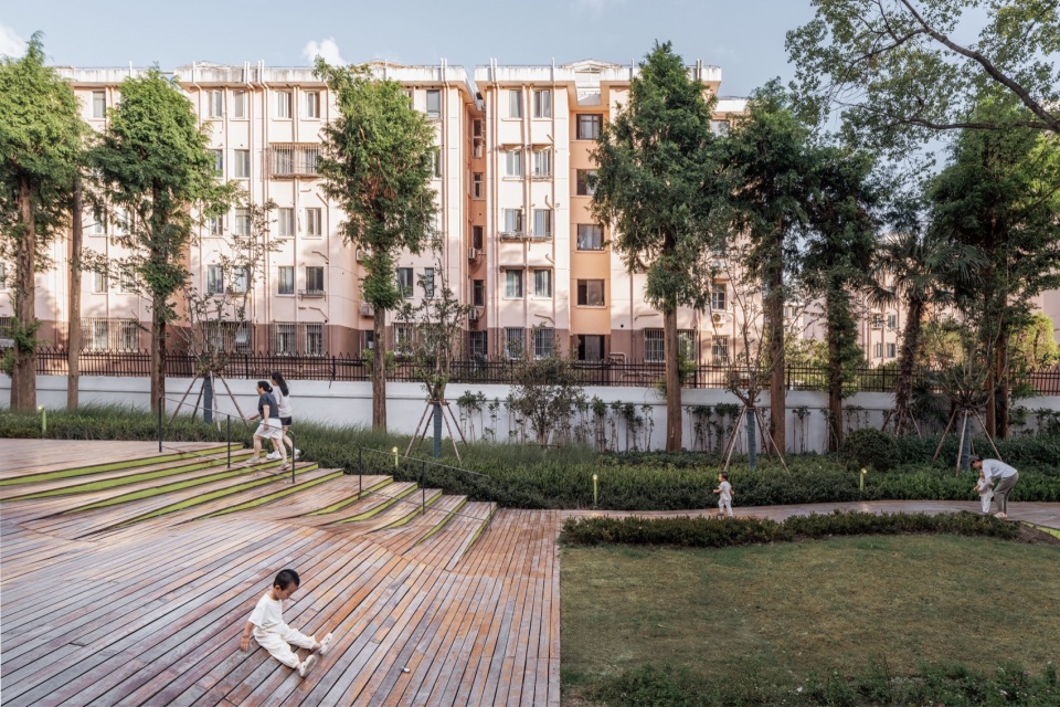 the DECK Shanghai by VIASCAPE design