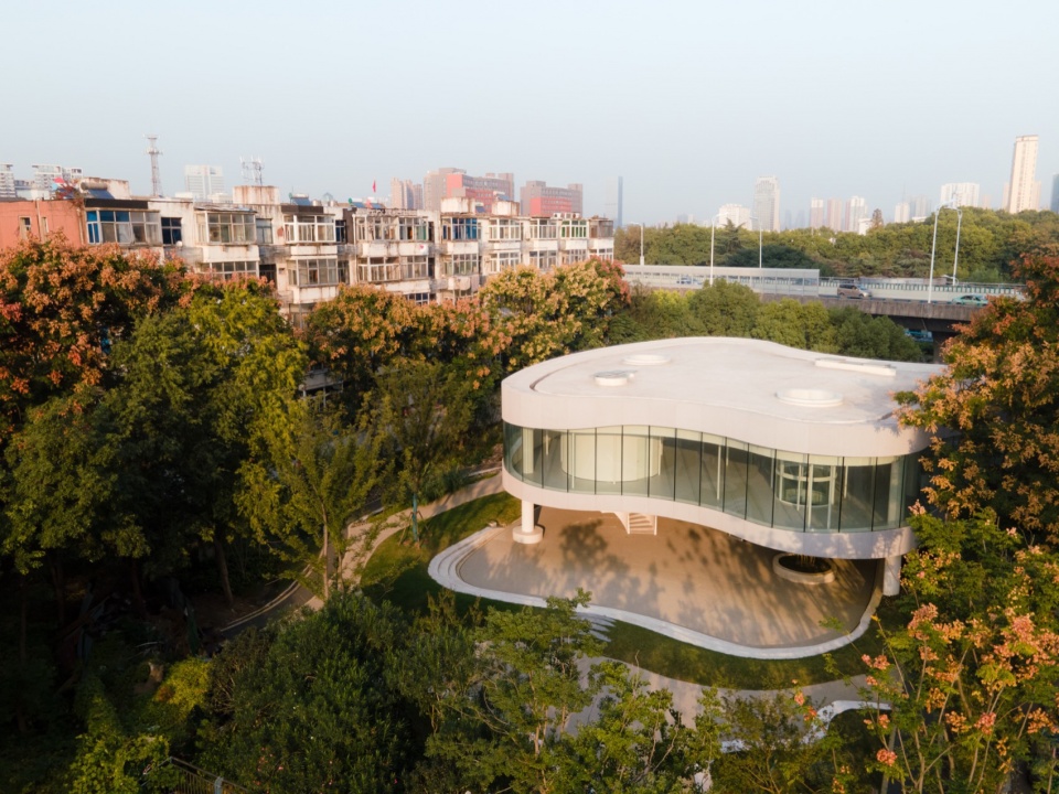 Learning Center at the Central Campus of University of Science and Technology of China by Heimat Architects
