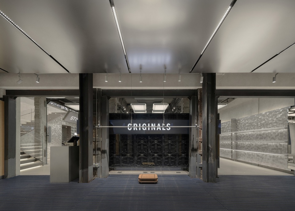 adidas originals flagship store by tomo