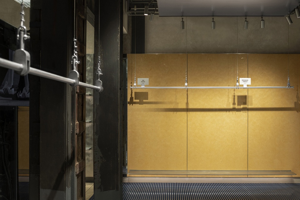 adidas originals flagship store by tomo