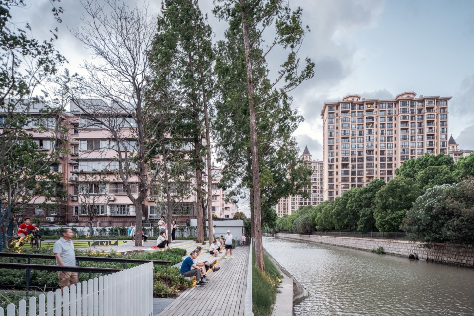 the DECK Shanghai by VIASCAPE design