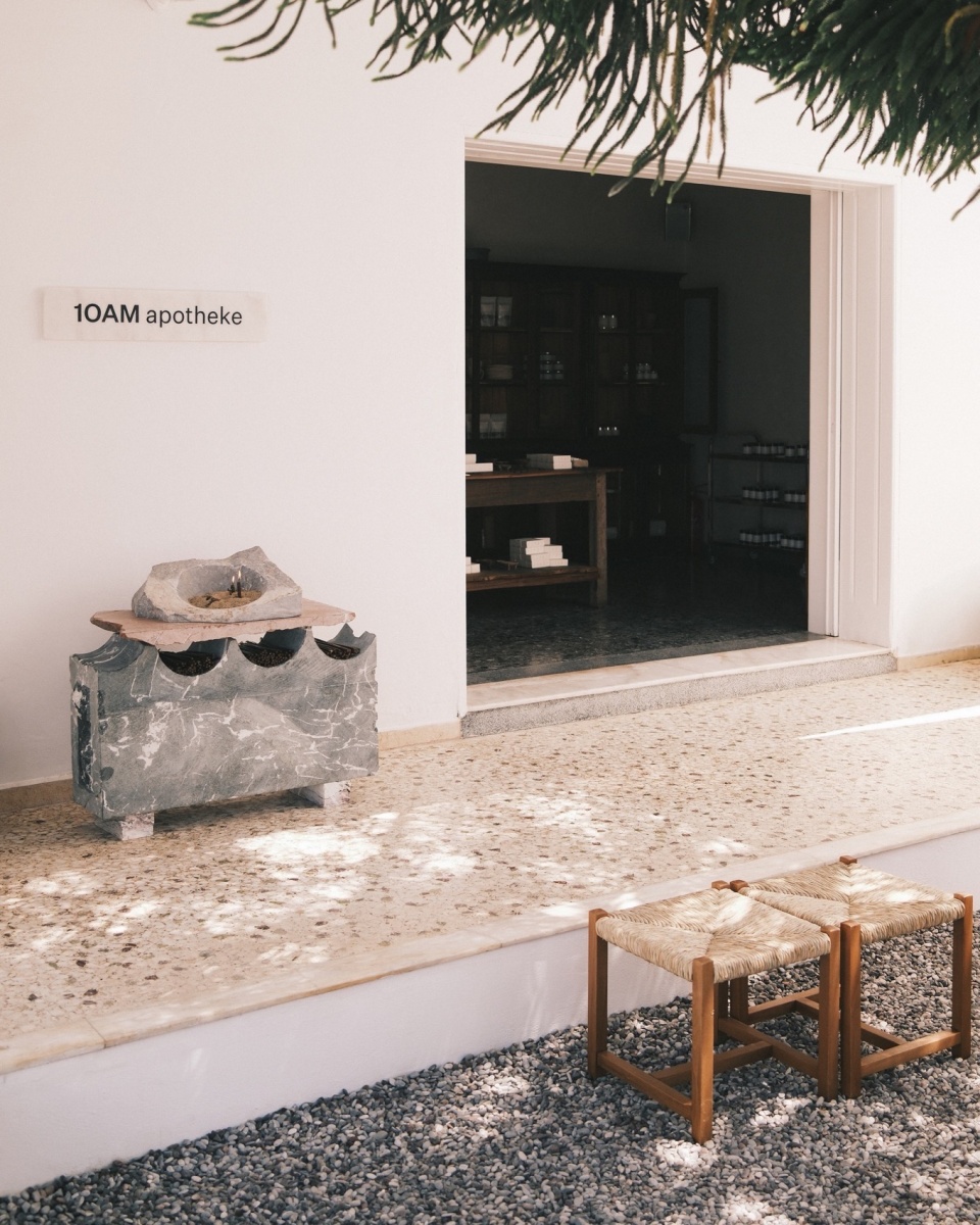 1OAM apotheke by Studio Andrew Trotter Eva Papadaki