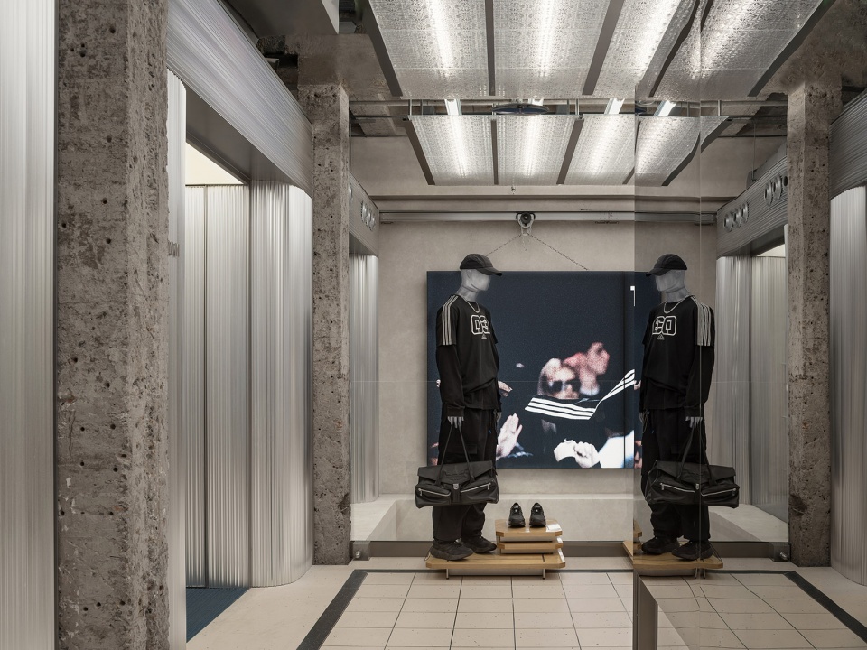 adidas originals flagship store by tomo