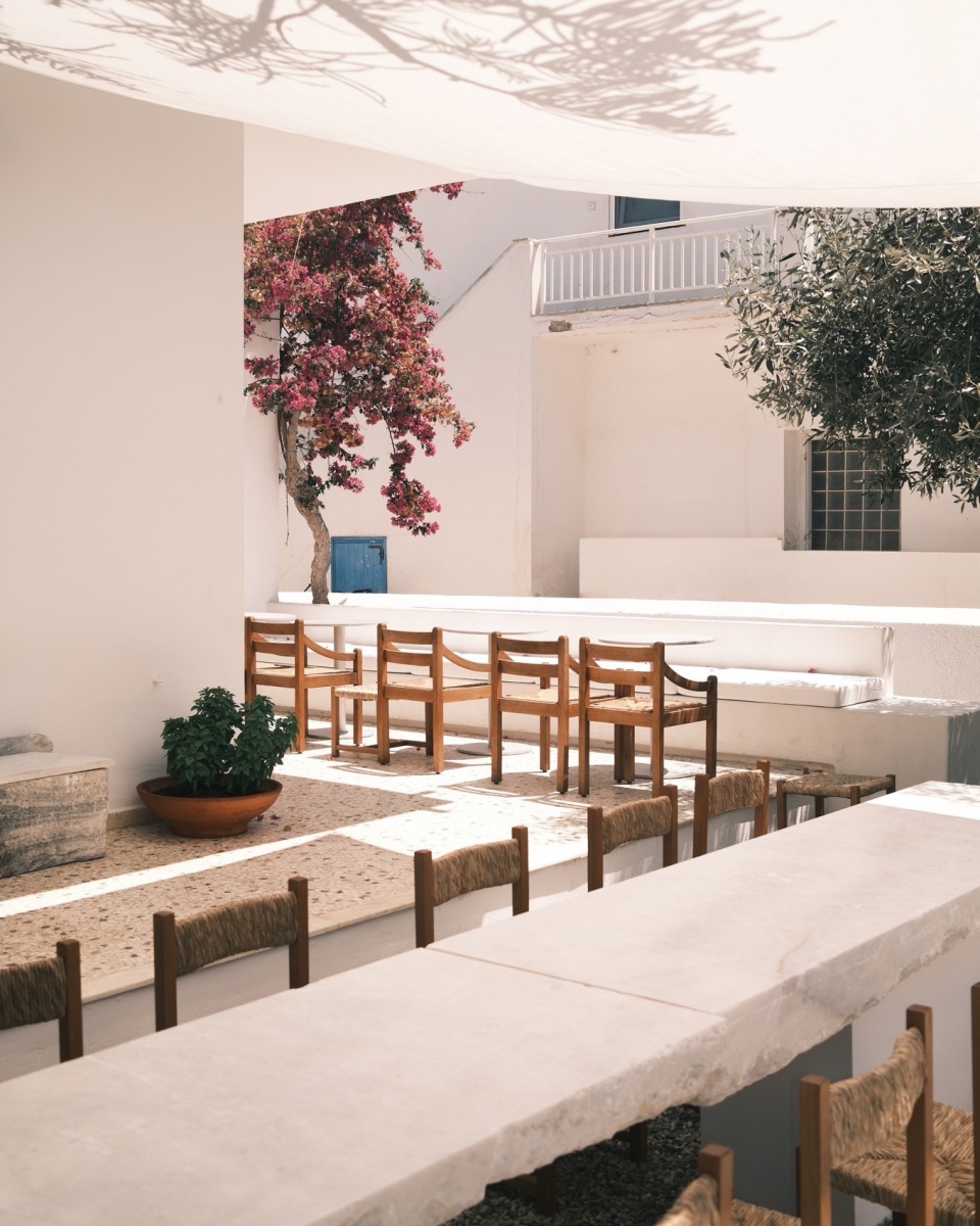 1OAM apotheke by Studio Andrew Trotter Eva Papadaki