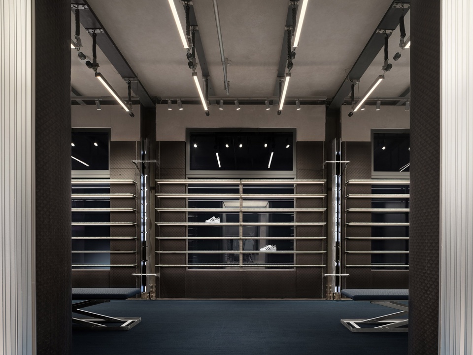 adidas originals flagship store by tomo