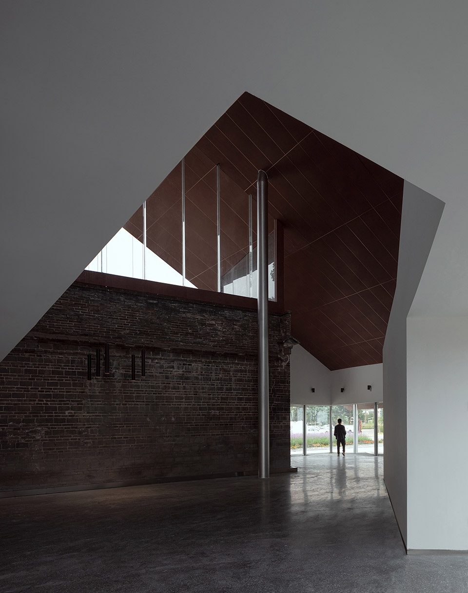 the anren tourist center by atelier lixinggang